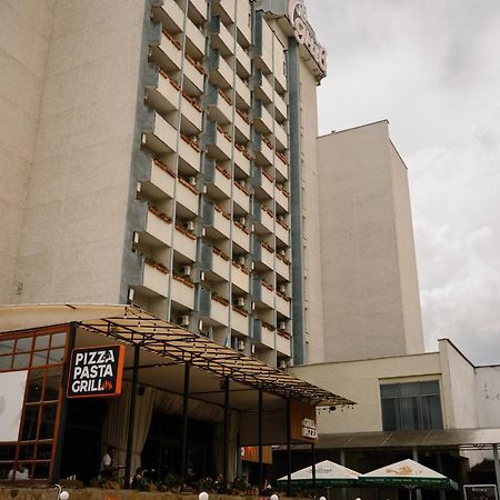 7 Days Hotel Kamyanets-Podilskyi Exterior foto