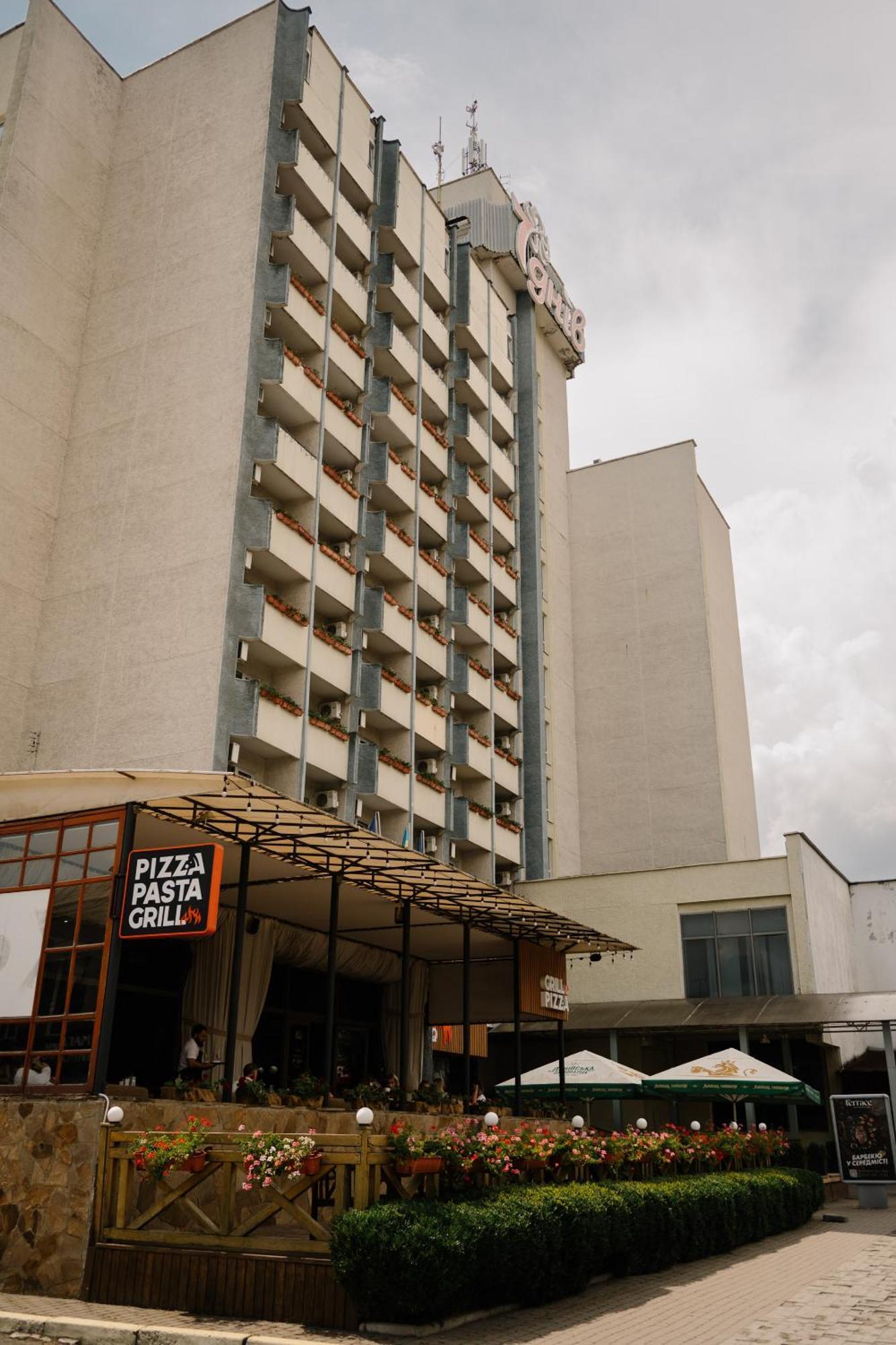 7 Days Hotel Kamyanets-Podilskyi Exterior foto